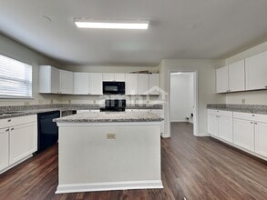 9508 Weston Woods Ln in Charlotte, NC - Building Photo - Building Photo