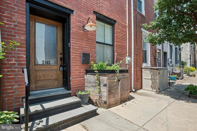 2142 E Arizona St in Philadelphia, PA - Building Photo - Building Photo