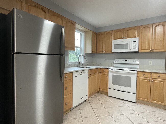 68 Edenfield Ave