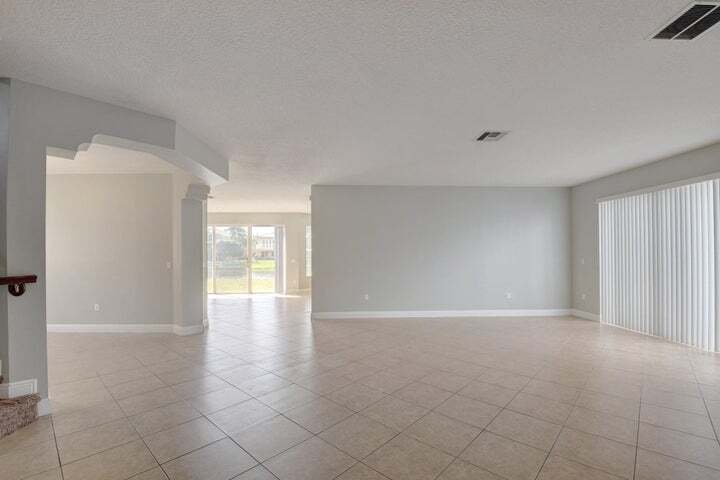 9860 Woolworth Ct in Wellington, FL - Foto de edificio