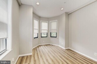 2343 N College Ave in Philadelphia, PA - Building Photo - Building Photo