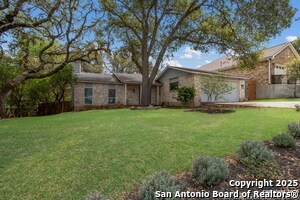 11214 Blue Waters in Helotes, TX - Building Photo - Building Photo