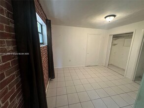 510 NW 146th St in Miami, FL - Building Photo - Building Photo