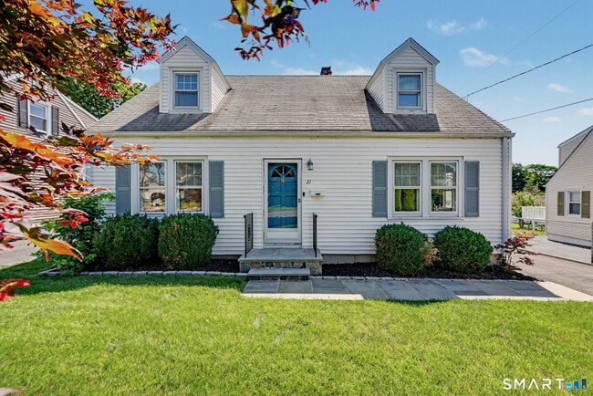 property at 21 Victory Ct