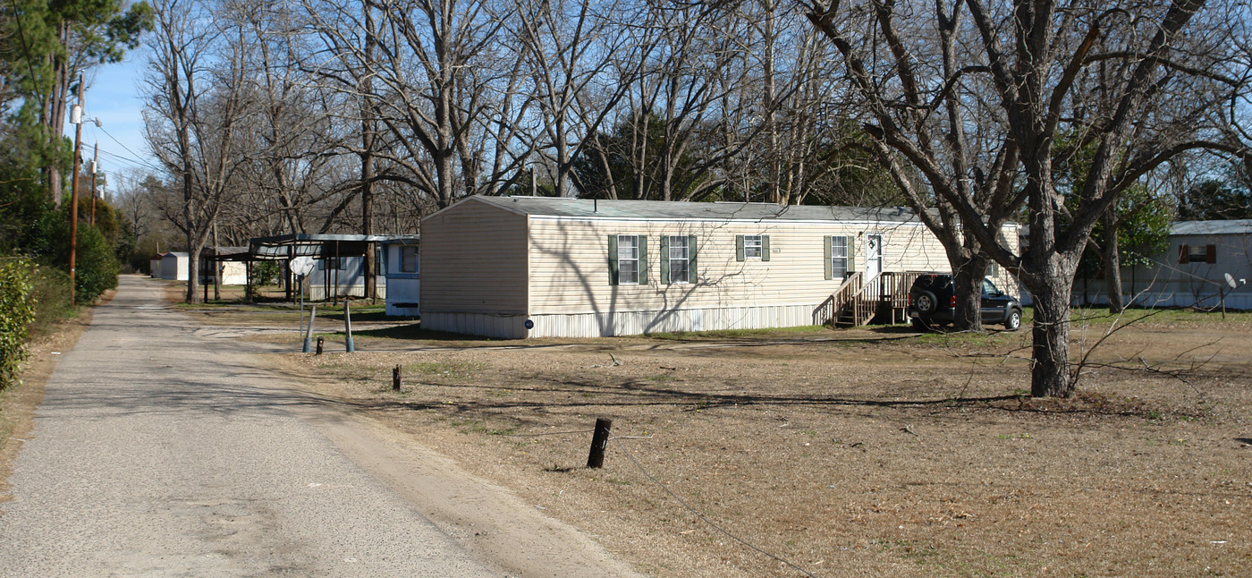 1535 Birch Dr in Orangeburg, SC - Foto de edificio