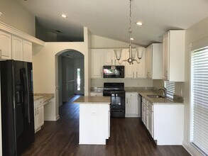 3232 Falcon Point Dr in Kissimmee, FL - Building Photo - Building Photo