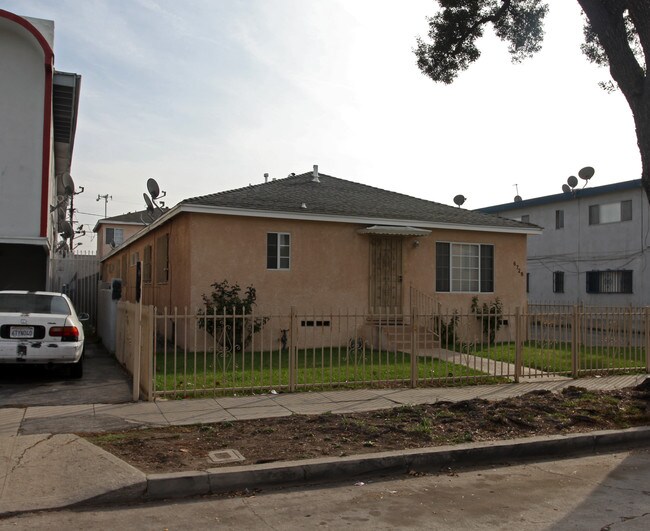 6726 Brynhurst Ave in Los Angeles, CA - Building Photo - Building Photo