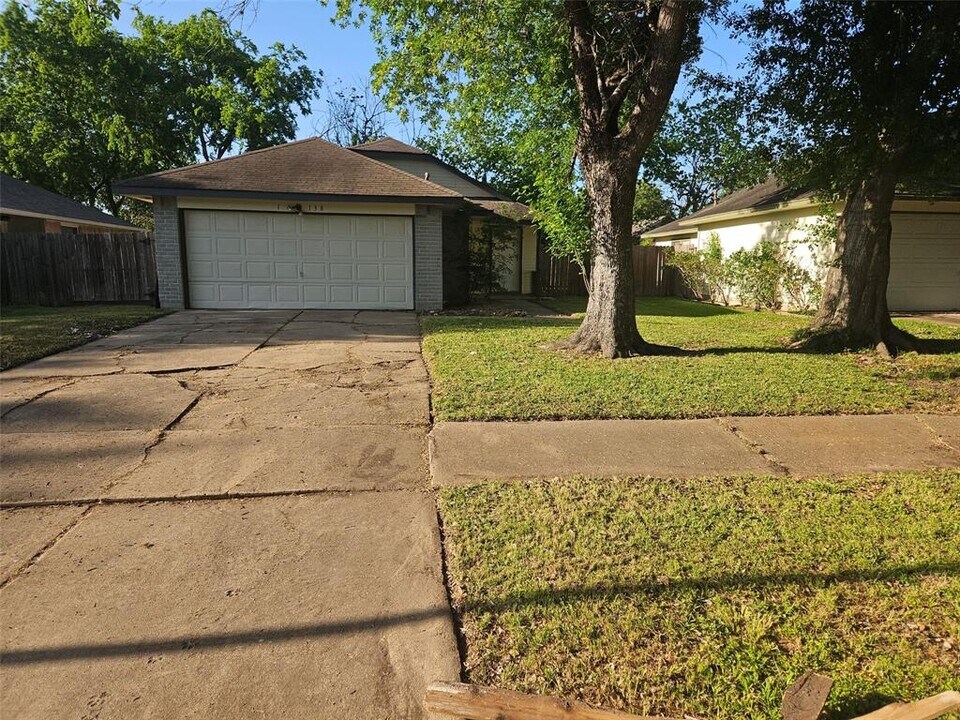 14138 Clear Forest Dr in Sugar Land, TX - Building Photo