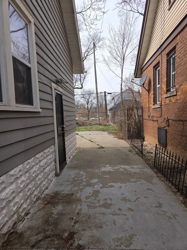 14375 Terry St in Detroit, MI - Building Photo - Building Photo