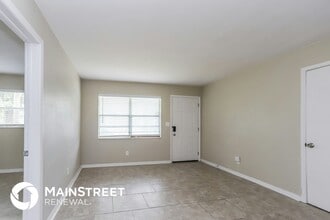 2243 Trelaine Dr in St. Petersburg, FL - Building Photo - Building Photo