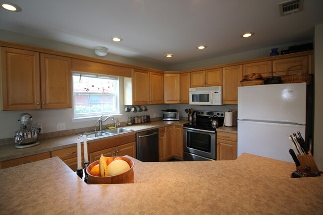 999 Holton Ave in Fort Walton Beach, FL - Building Photo - Building Photo