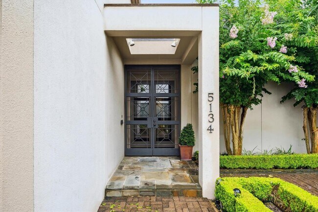 5134 Longmont Dr in Houston, TX - Building Photo - Building Photo
