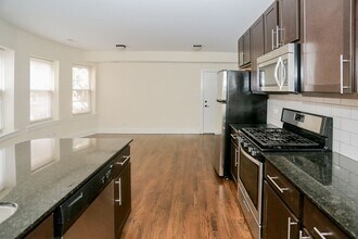 5058 N Winchester Ave in Chicago, IL - Building Photo - Building Photo