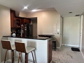 401 SW 4th Ave, Unit 700 in Fort Lauderdale, FL - Foto de edificio - Building Photo