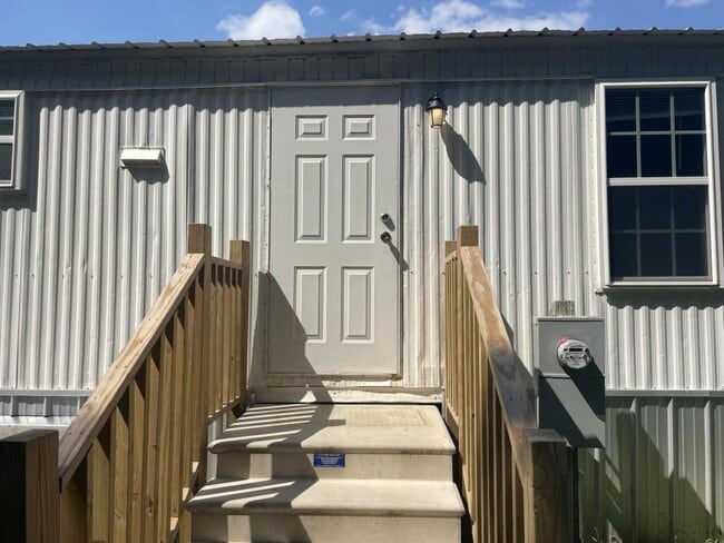 94 Knox Dr in Red Springs, NC - Building Photo - Building Photo