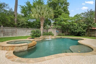 1927 Enchanted Park Dr in Spring, TX - Building Photo - Building Photo