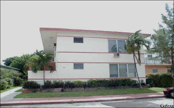 926 79th Ter in Miami Beach, FL - Building Photo - Building Photo