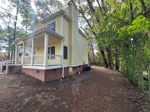 Room in House on Godfrey Dr NW in Atlanta, GA - Building Photo - Building Photo