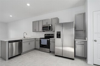 14052 Textile Run in Parrish, FL - Building Photo - Building Photo