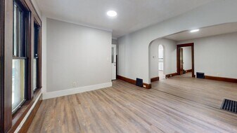 2196 6th St SW in Akron, OH - Building Photo