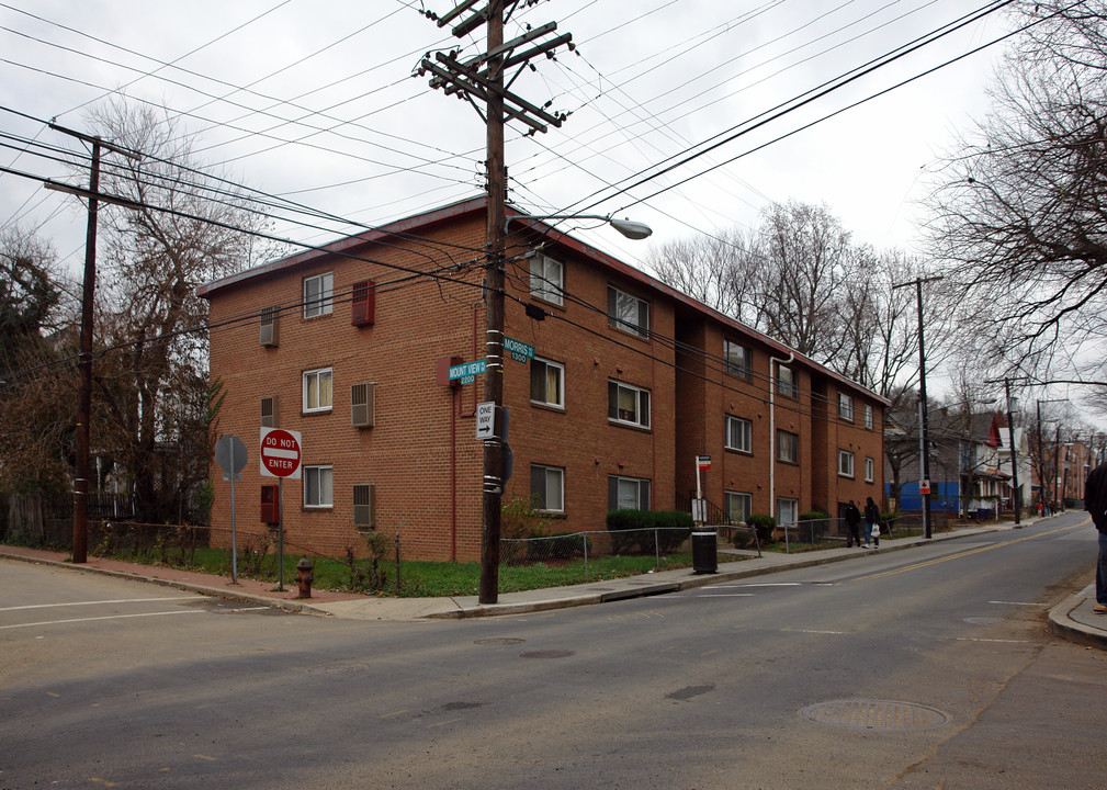 Morris Road Apartment Homes in Washington, DC - Foto de edificio