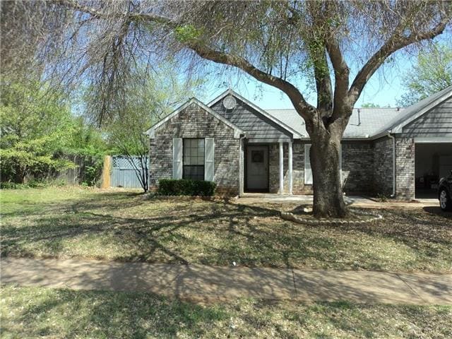property at 2701 Fountainview Dr