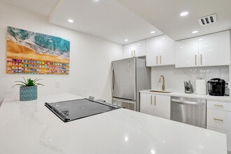 755 Dotterel Rd in Delray Beach, FL - Building Photo - Building Photo