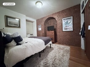 117 W 58th St in New York, NY - Building Photo - Building Photo