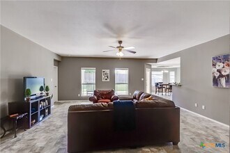 5102 Screaming Eagle Cir in Killeen, TX - Building Photo - Building Photo
