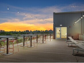 75 Braintree St in Boston, MA - Foto de edificio - Building Photo