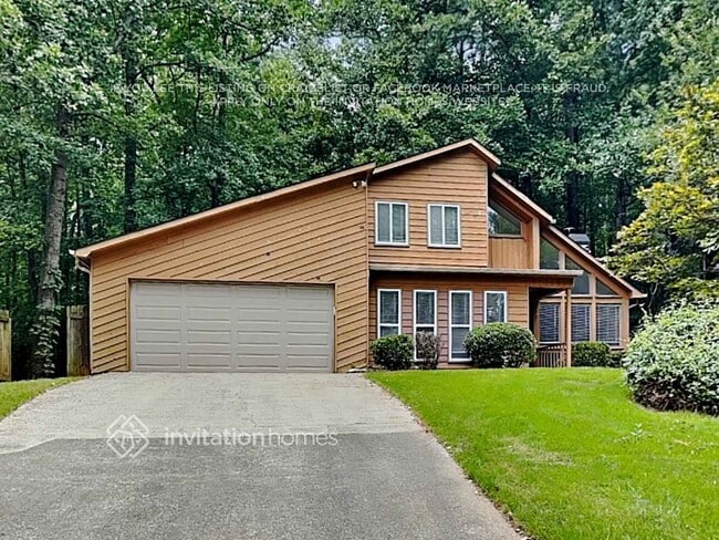 property at 4059 Oak Ferry Dr NE