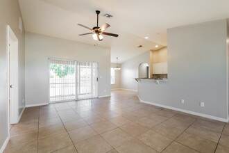 1402 SW 39th Terrace in Cape Coral, FL - Building Photo - Building Photo