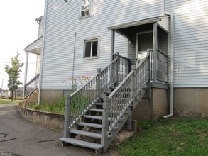 353 Main St in East Hartford, CT - Building Photo - Building Photo