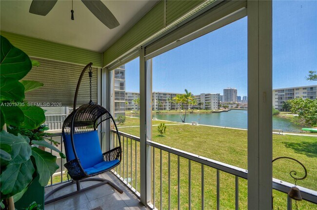 property at 2851 Leonard Dr
