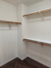 812 Granite Ave in Lathrop, CA - Building Photo - Building Photo