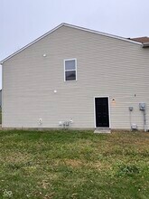 1380 King Maple Dr in Greenfield, IN - Building Photo - Building Photo