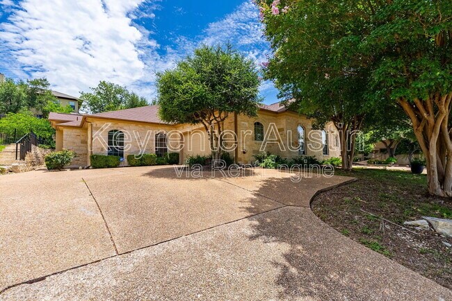 1305 Delsie Dr in Lakeway, TX - Building Photo - Building Photo