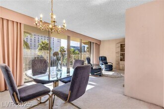 205 E Harmon Ave in Las Vegas, NV - Building Photo - Building Photo