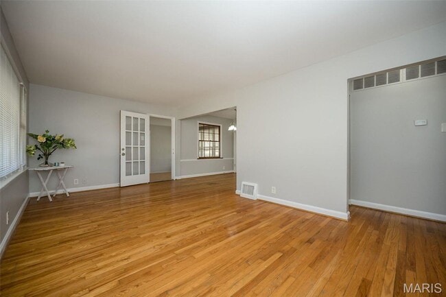 10217 Cabot Dr in St. Louis, MO - Building Photo - Building Photo