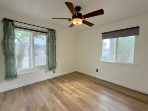 4504 Moraga Ave in San Diego, CA - Building Photo - Building Photo