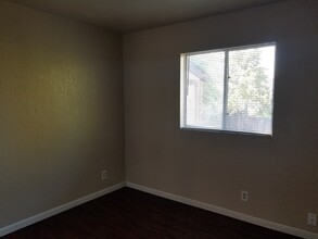 1616 Willis St in Redding, CA - Building Photo - Building Photo