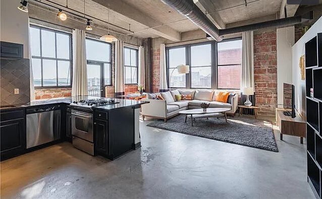1535 Walnut St, Unit 604 in Kansas City, MO - Foto de edificio