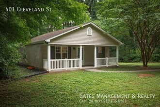 401 Cleveland St in Mebane, NC - Building Photo - Building Photo