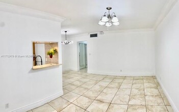 2219 Polk St in Hollywood, FL - Building Photo - Building Photo