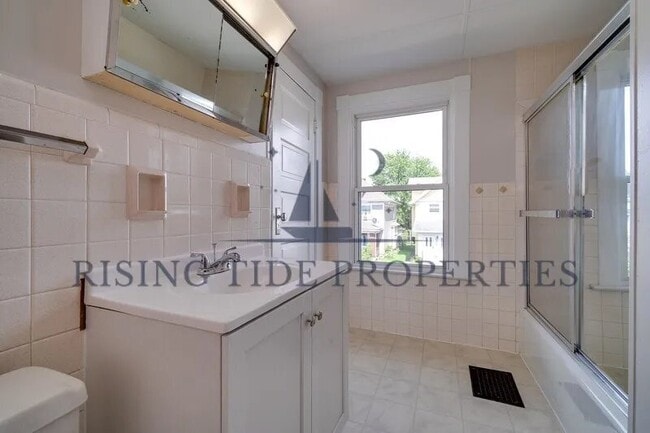 property at 707 Carlisle Ave