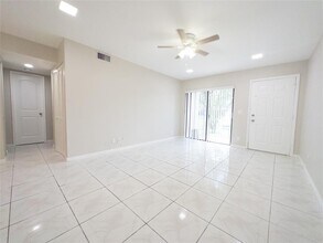 3256 NW 104th Ave in Coral Springs, FL - Building Photo - Building Photo