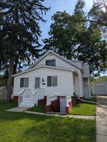 5925 McGuire St in Taylor, MI - Building Photo