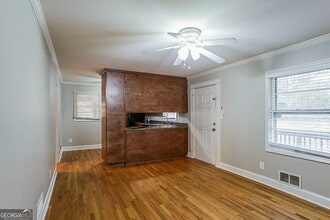 6236 Queens Rd in Douglasville, GA - Building Photo - Building Photo