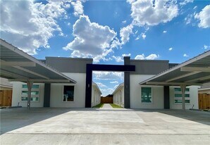 9 Angelina Dr in San Juan, TX - Building Photo