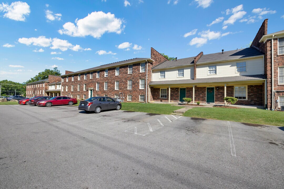 Westbury Harbour in Louisville, KY - Building Photo